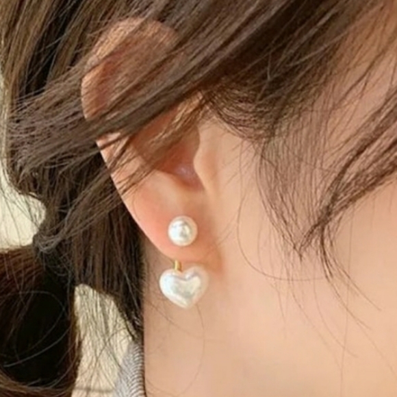 Jewelry - Pearl Heart Earrings